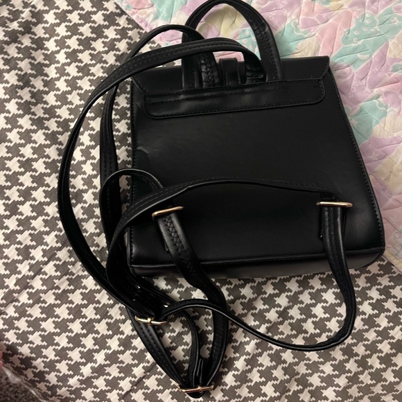 Mini backpack - Picture 3 of 4